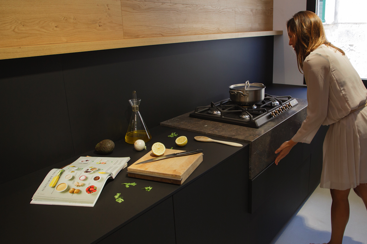 cocina negra diseño Santandreu GSP